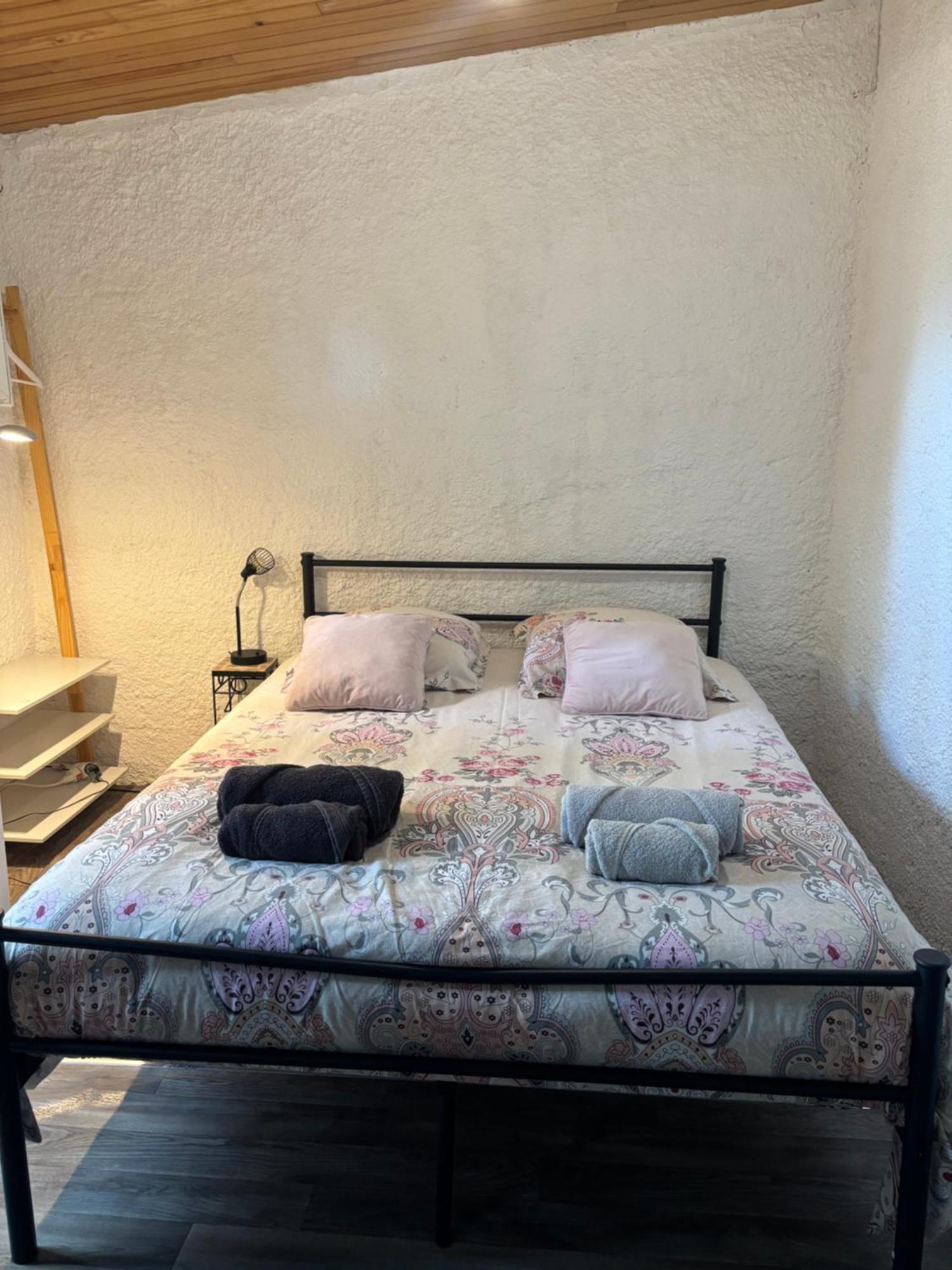 Studio Havre De Paix Au Pont Du Gard Piscine Et Jacuzzi Chez Valerie Payre Вер-Пон-дю-Гар Экстерьер фото